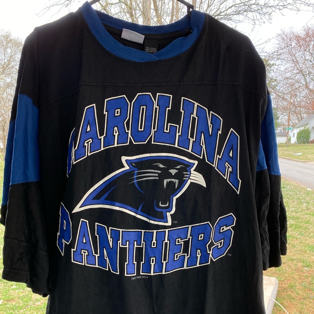 Men’s Carolina Panthers T-shirt